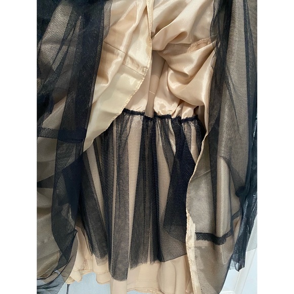 BCBG NWT Beaded Tulle Black dress with beige lining size 8 - Picture 4 of 6